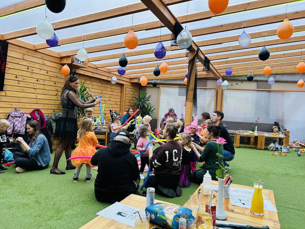 Halloweenská party Halloweenská party