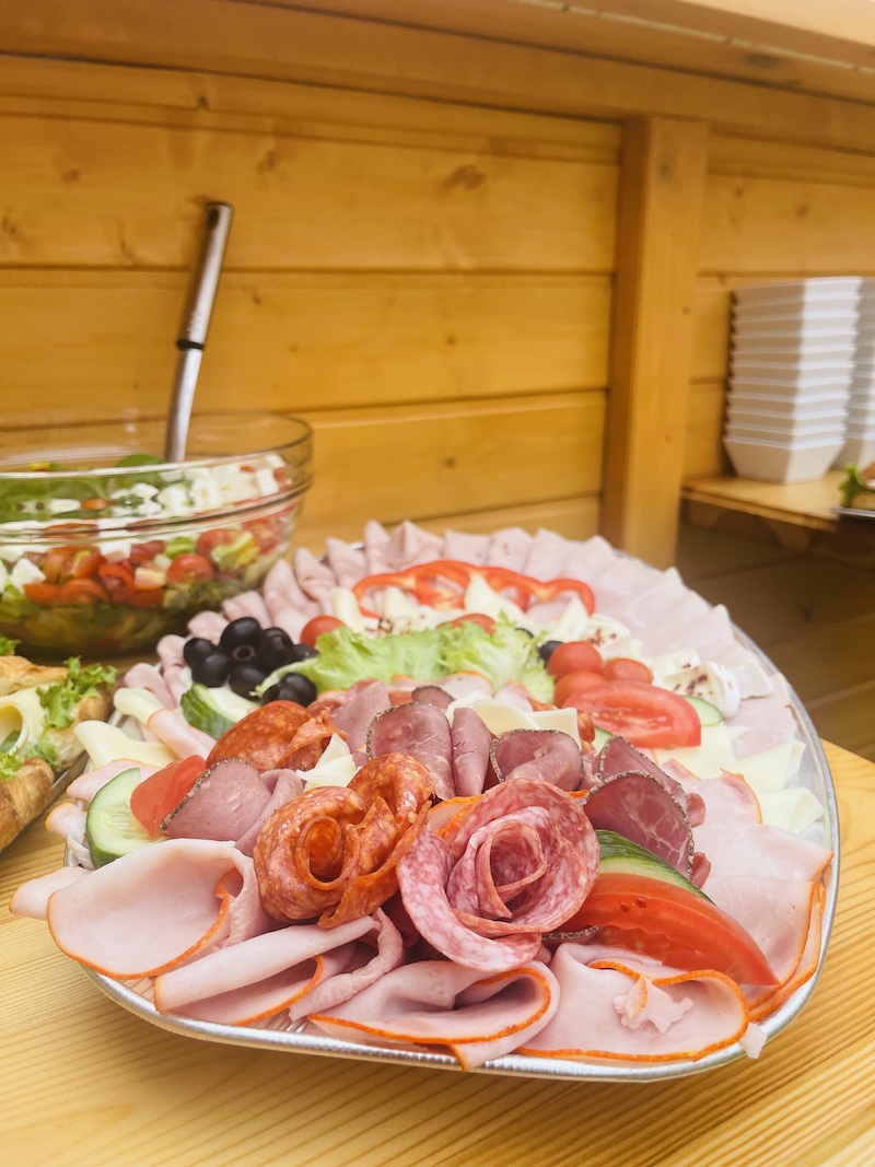 Mísa obložená raut narozeniny